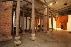 the-blogazine-20130603-biennale-venezia-Danh-Vo