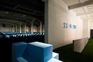 the-blogazine-20131024-Prada-OMA-2012-uomo-agostino-osio-2