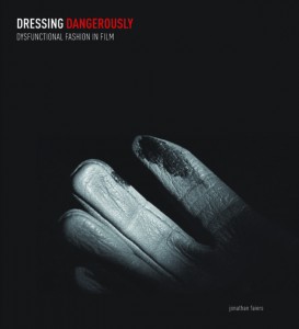 The-blogazine-20131128-dressing-dangerously-3