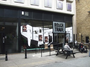 the-blogazine-20131218-rough-trade-store-ny-01