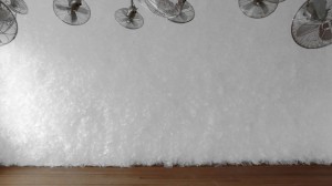 Zimoun | 36 ventilators, 4.7 m3 packing chips