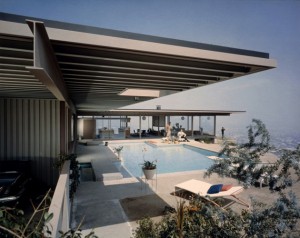 Constructing Worlds: Photography and Architecture in the Modern Age