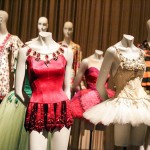 The Dancing Meaning of Fashion