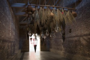 Boomerang: Pascale Marthine Tayou