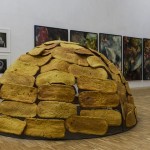 Food Between Function and Form