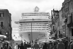 Gianni Berengo Gardin Exposes the New Venice