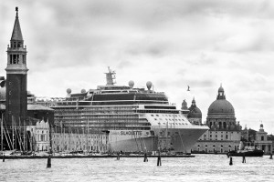 Gianni Berengo Gardin Exposes the New Venice