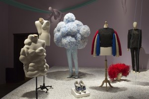 Utopian Bodies – Fashion Looks Forward